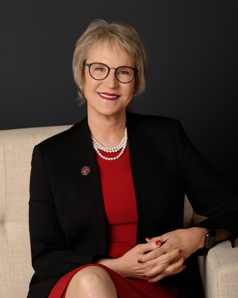 Elizabeth Cantwell